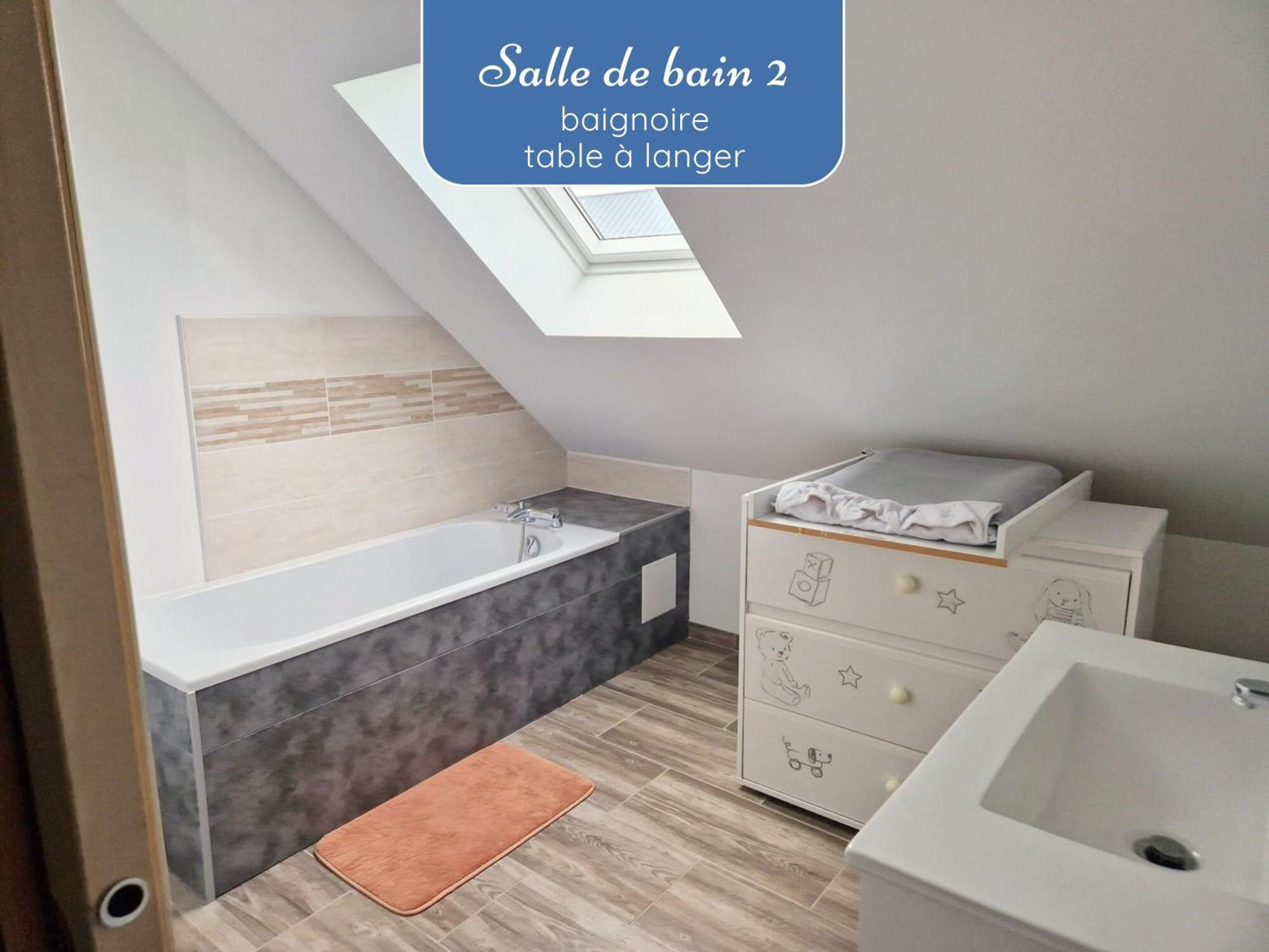 Sherman & Willy Jeep - 2 Maisons De Vacances, 4Min A Pied De La Plage - Parking Prive - Wifi Gratuit - Terrasse - Calme Saint-Côme-de-Fresné Pokoj fotografie