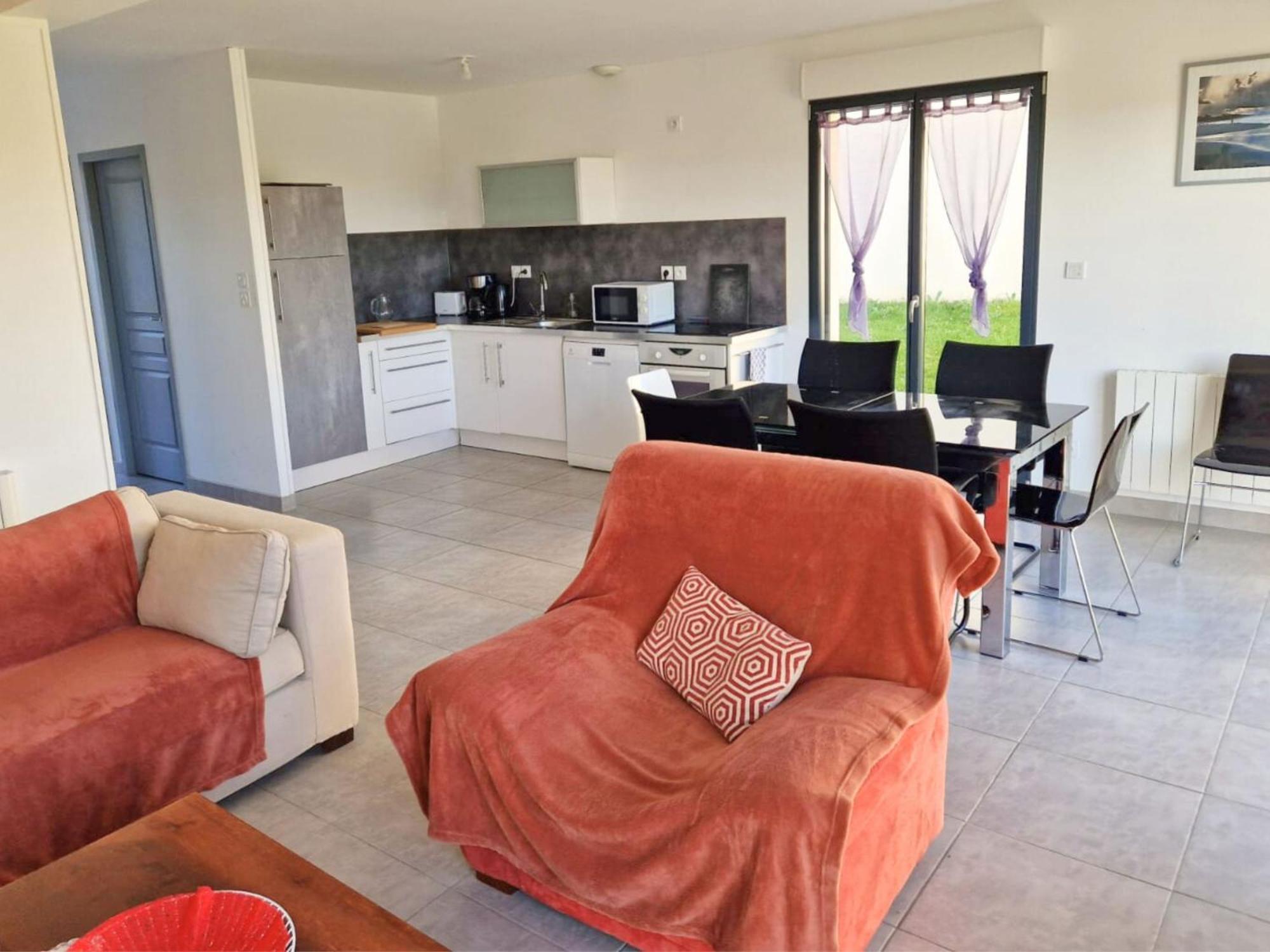 Sherman & Willy Jeep - 2 Maisons De Vacances, 4Min A Pied De La Plage - Parking Prive - Wifi Gratuit - Terrasse - Calme Saint-Côme-de-Fresné Pokoj fotografie
